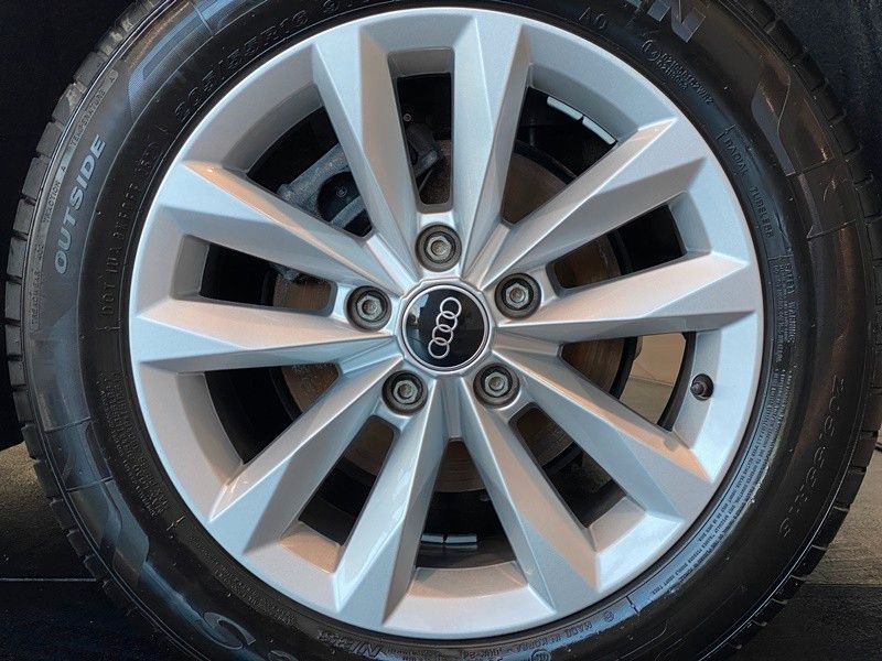 Audi A3 30 TFSI Limo - Samsaru's Car Outlet
