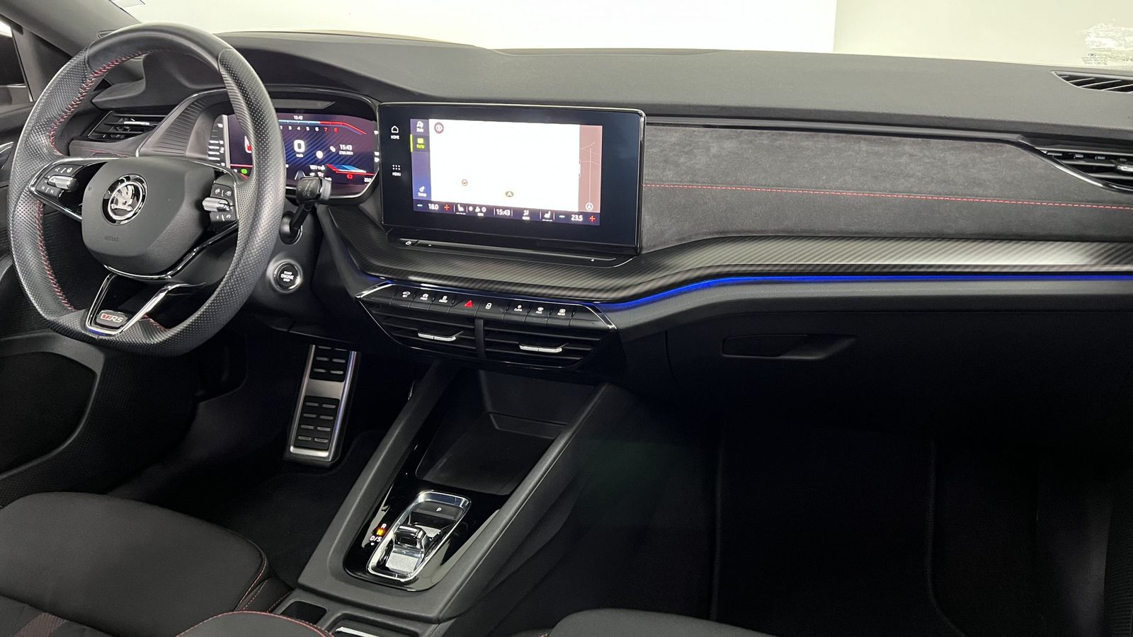 Skoda Octavia Combi RS First Edition - Samsaru's Car Outlet