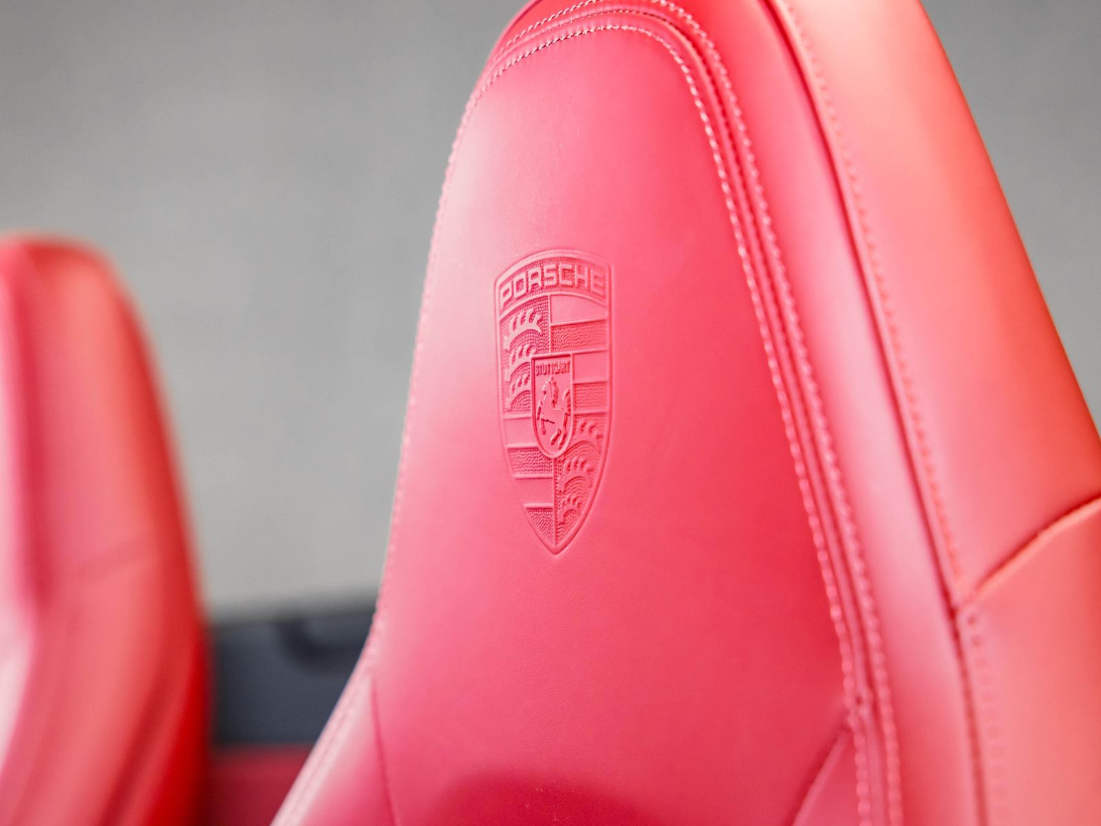 Porsche 911 Carrera 4 GTS Liftsystem BOSE Sportsitze