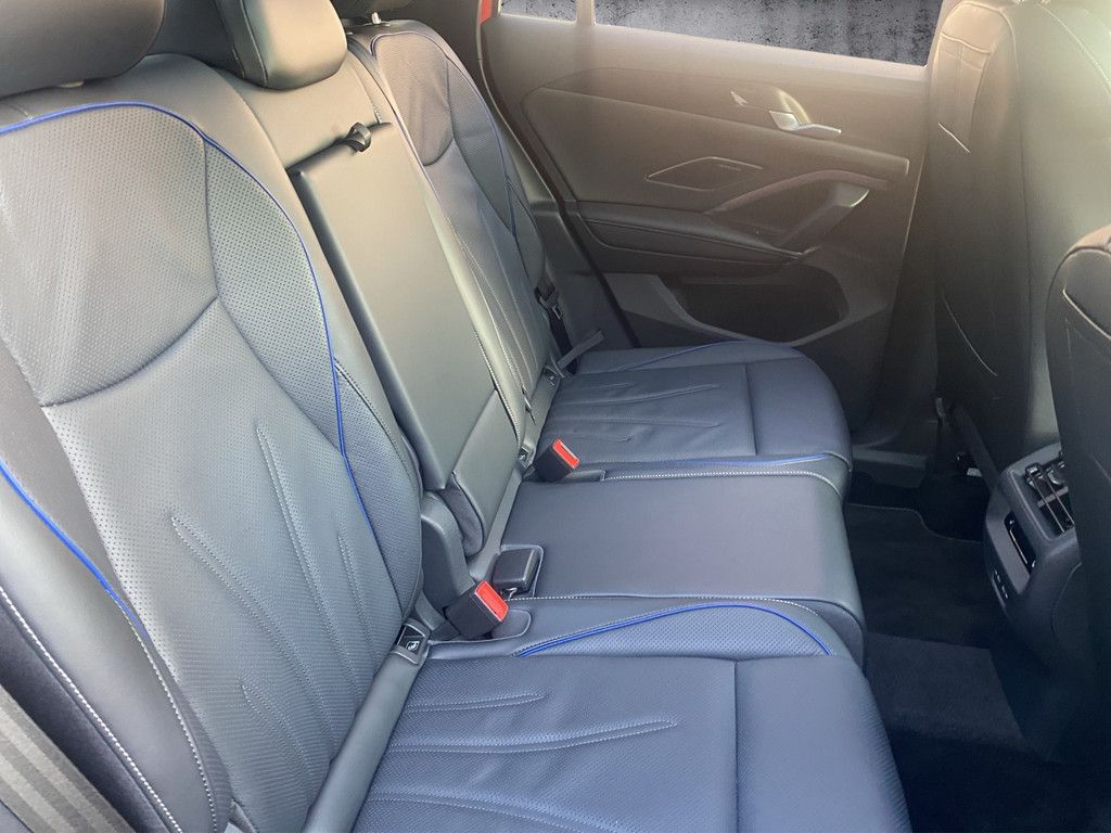 Volkswagen Tiguan 1.5 TSI eHybrid R-Line DSG AHK+PANO+RFK+M