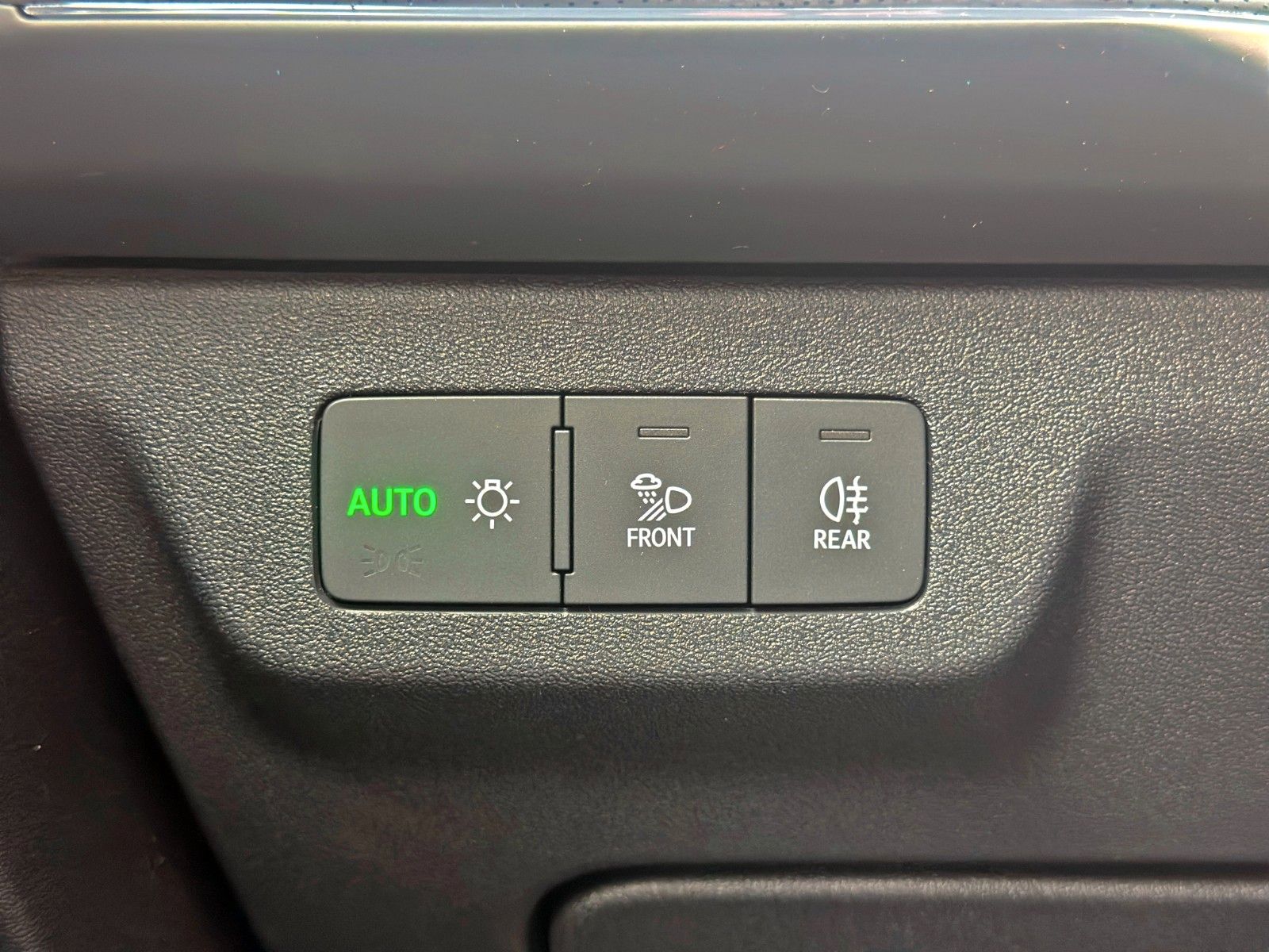Audi Q3 SUV e-hybrid AHK S-LINE PANO TECH PRO MATRIX