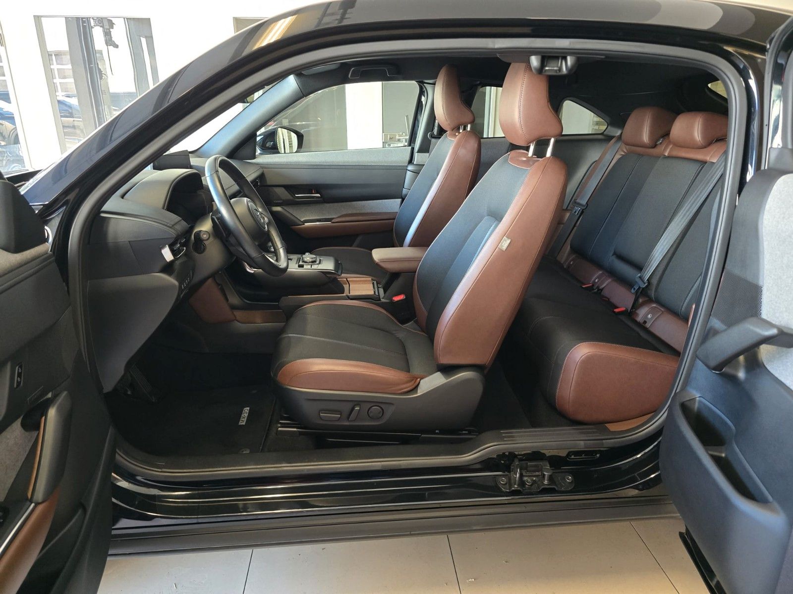 Mazda MX-30 e-SKYACTIV *KOM-P*IV-P*PRE-P*HUD*BOSE*360°