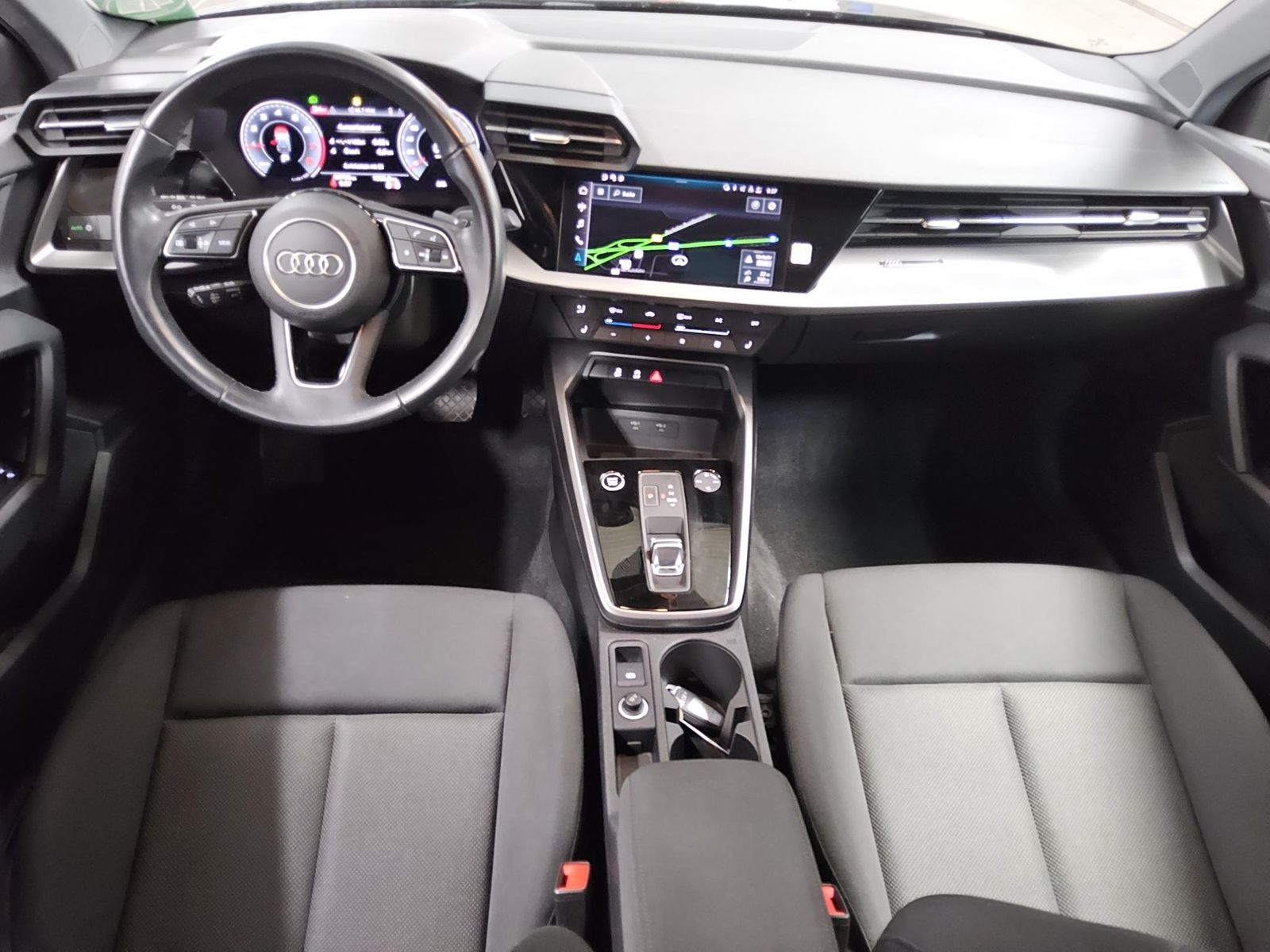 Audi A3 SB 30 TFSI S-Line Navi LED ACC vc Shz