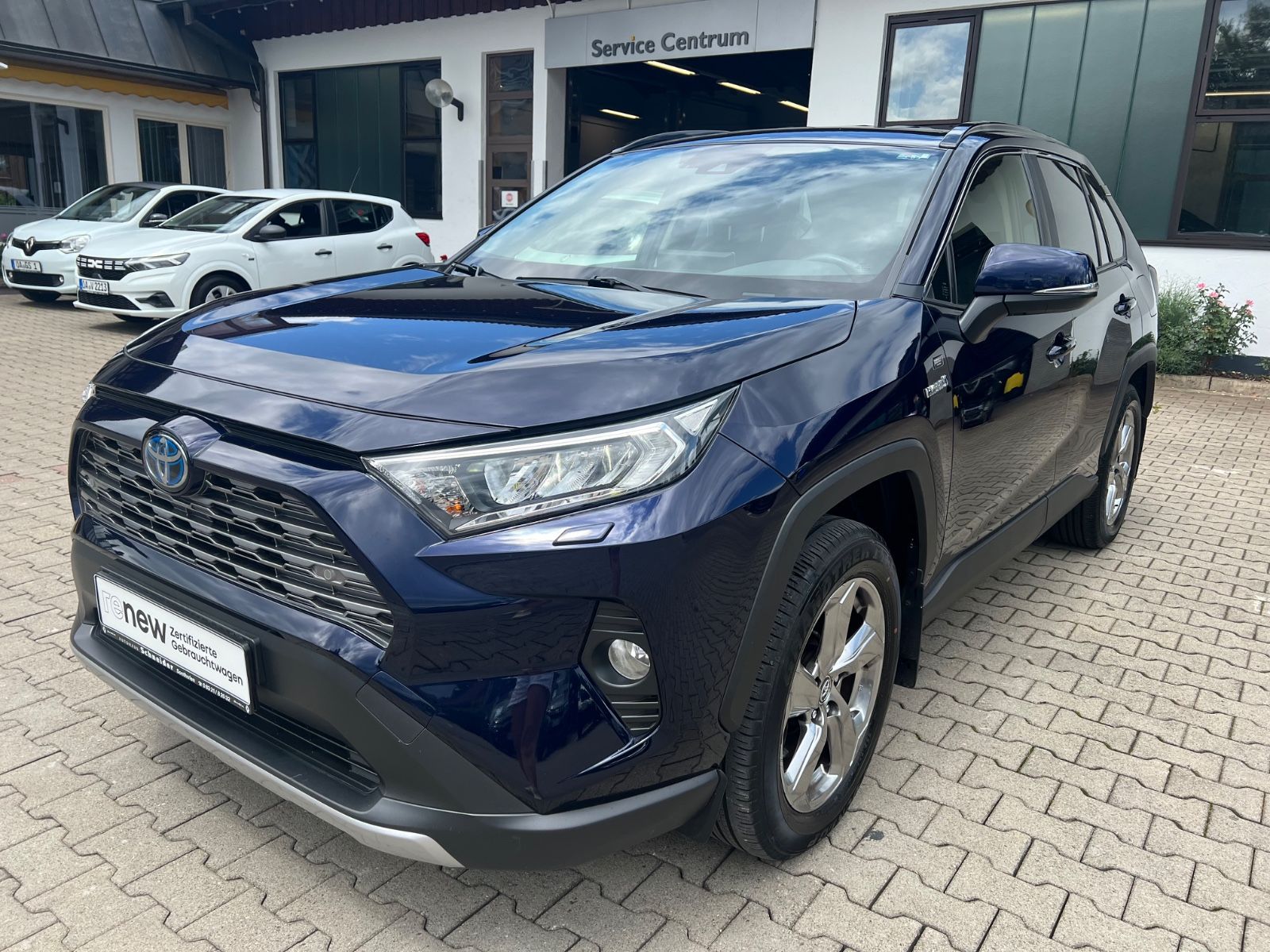 Toyota RAV 4 Hybrid 4WD - Samsaru's Car Outlet