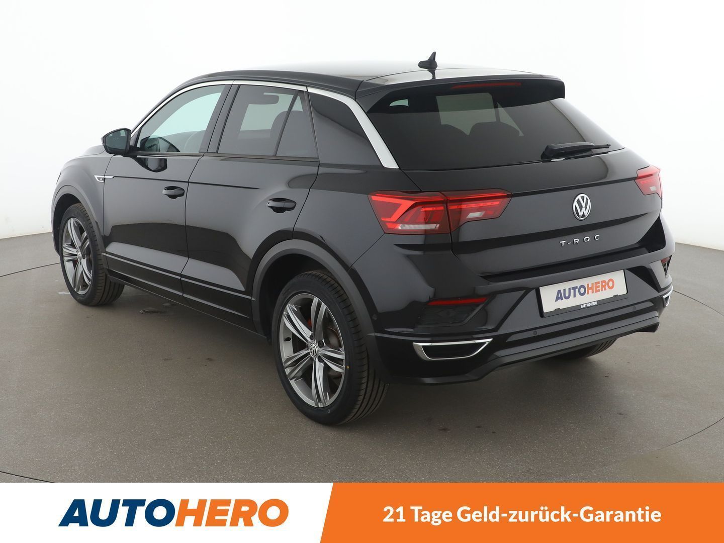 Volkswagen T-Roc 1.5 TSI ACT Sport - Samsaru's Car Outlet