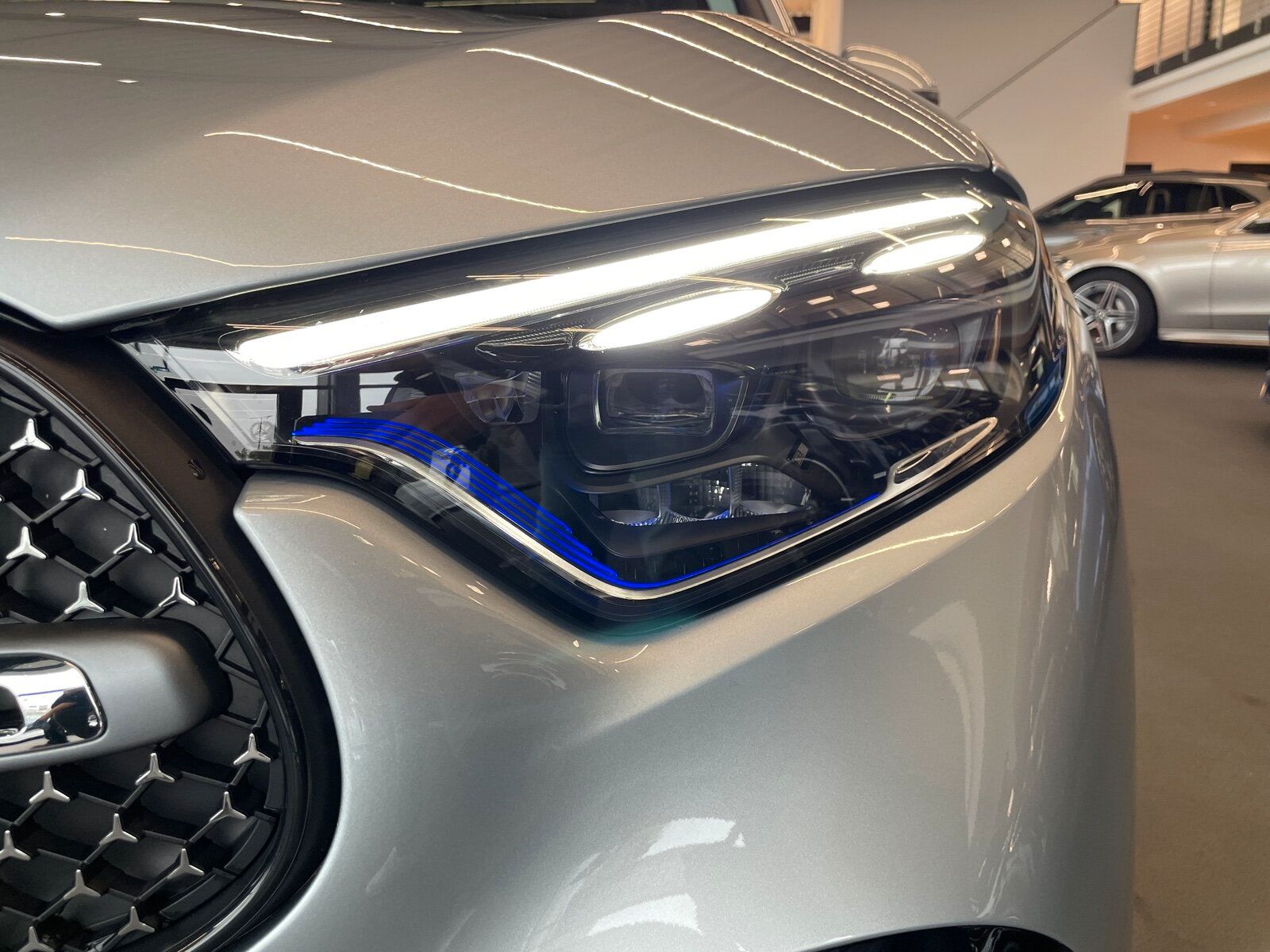Mercedes-Benz GLC 300 4M AMG ADVANCED+ PANO DIGITALLIGHT AHK
