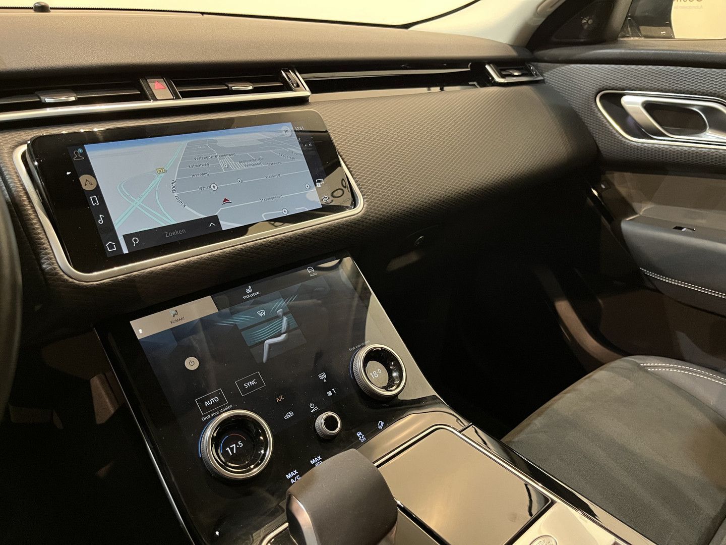 Range Rover Velar 2.0 P400e AWD PHEV - Samsaru's Car Outlet
