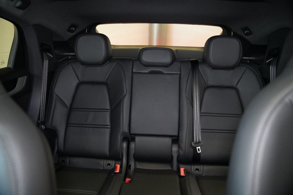 Porsche Cayenne Coupe E-Hybrid*SpAbg*HUD*Luft*PASM*Memo