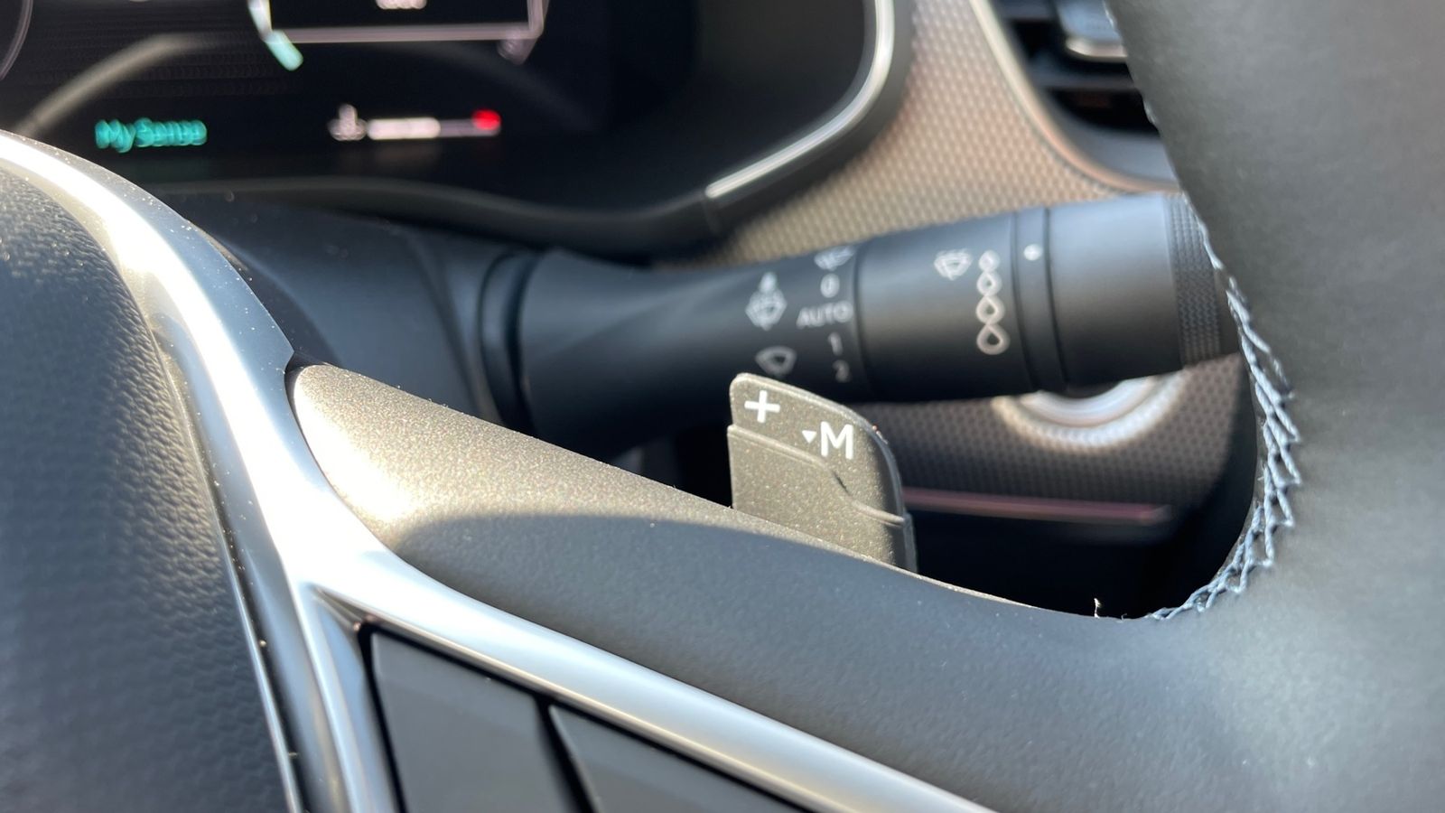 Renault Arkana TECHNO Mild Hybrid - Samsaru's Car Outlet