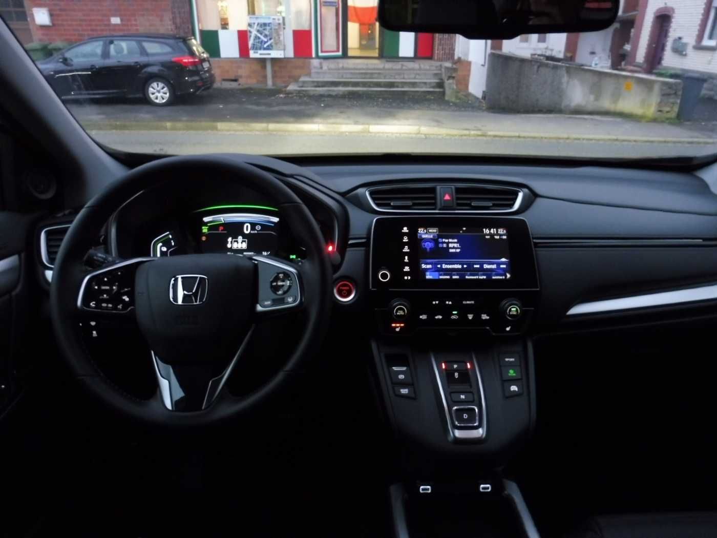 Honda CR-V e:HEV 2.0 i-MMD Hybrid 4WD Lifestyle / Lede