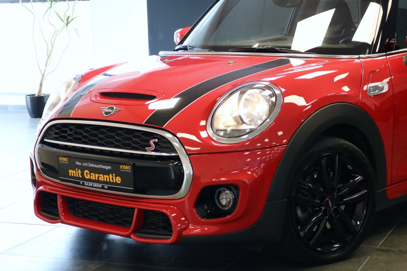 MINI John Cooper S Works - Samsaru's Car Outlet