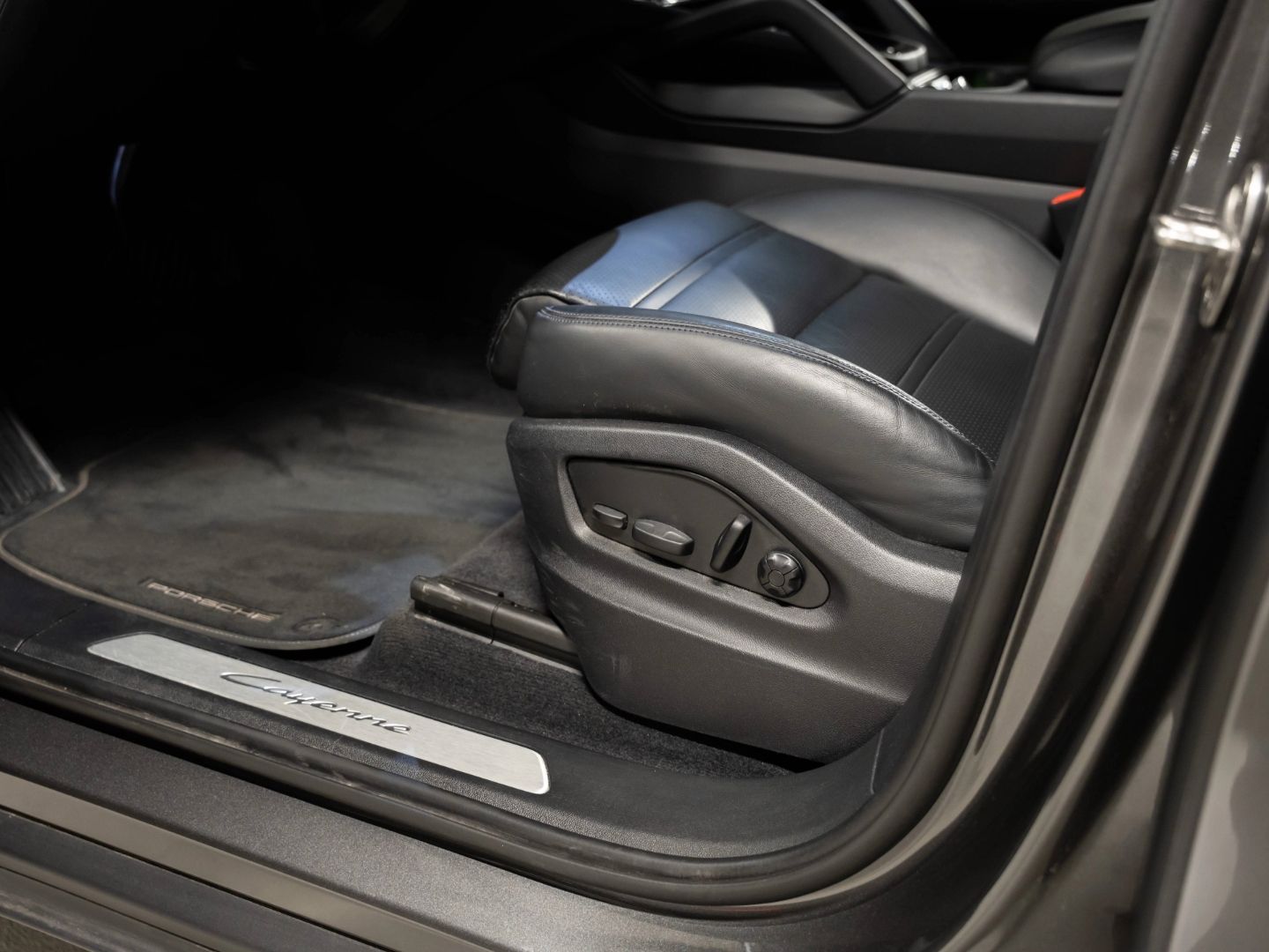 Porsche Cayenne E-Hybrid HeadUp Sport Chrono PASM BOSE