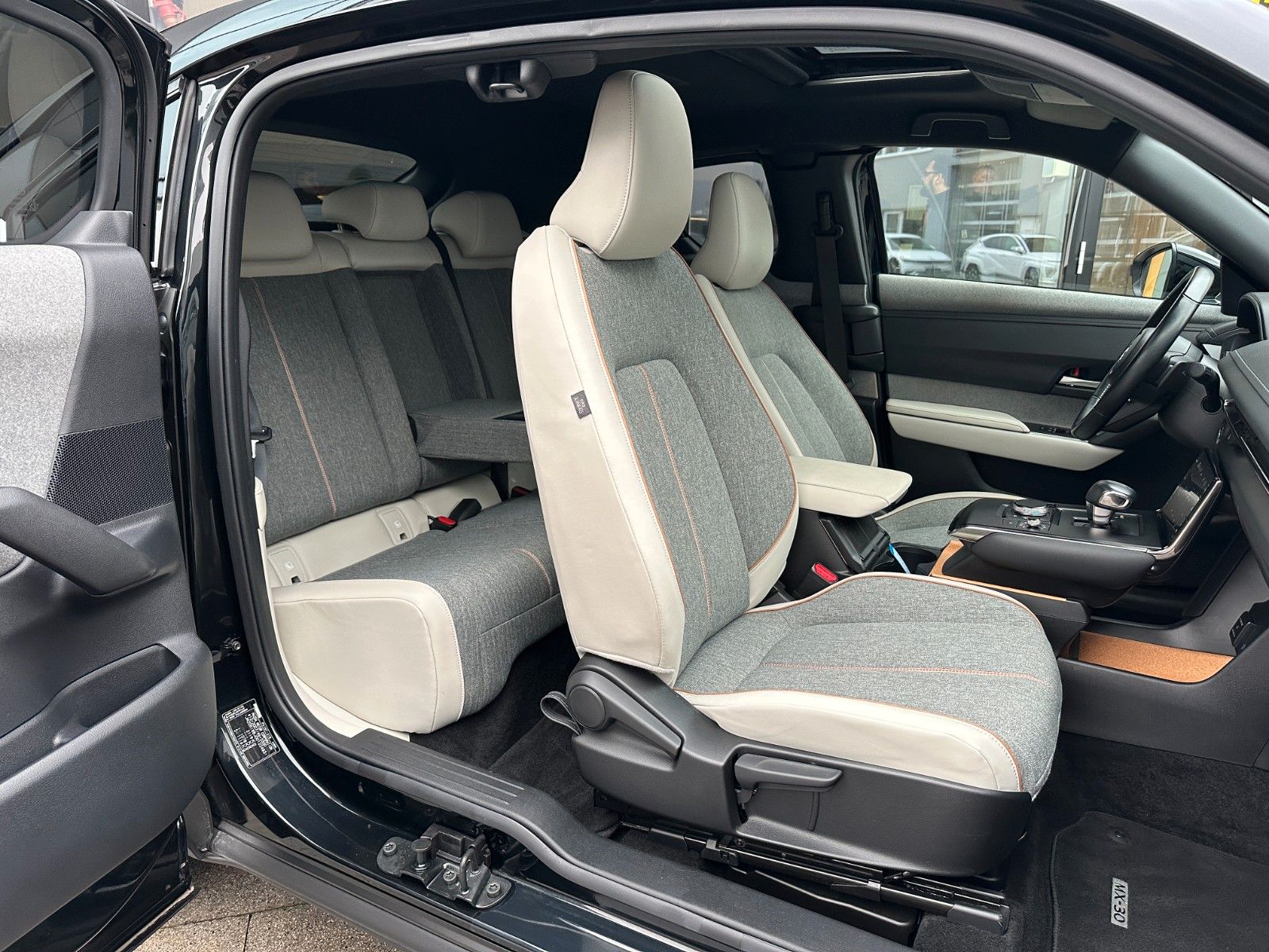 Mazda MX-30 EV Premium-P/MC-P/360°/BOSE/GSD/Garantie