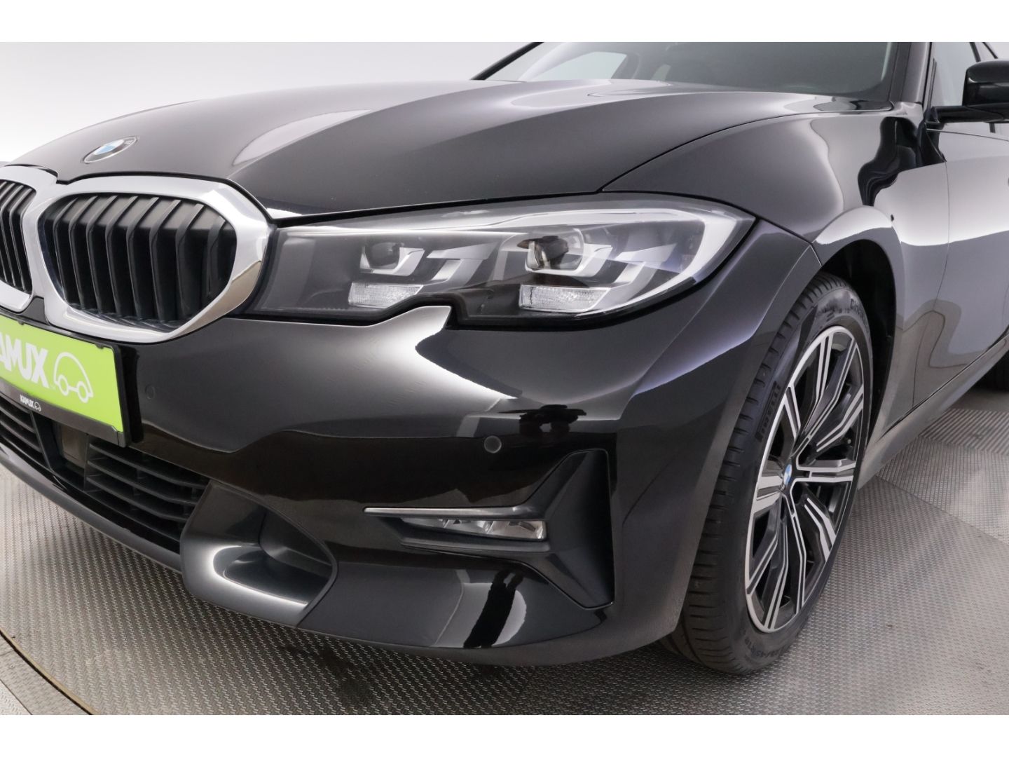 BMW 330 i Touring Steptronic Sport Line - Samsaru's Car Outlet