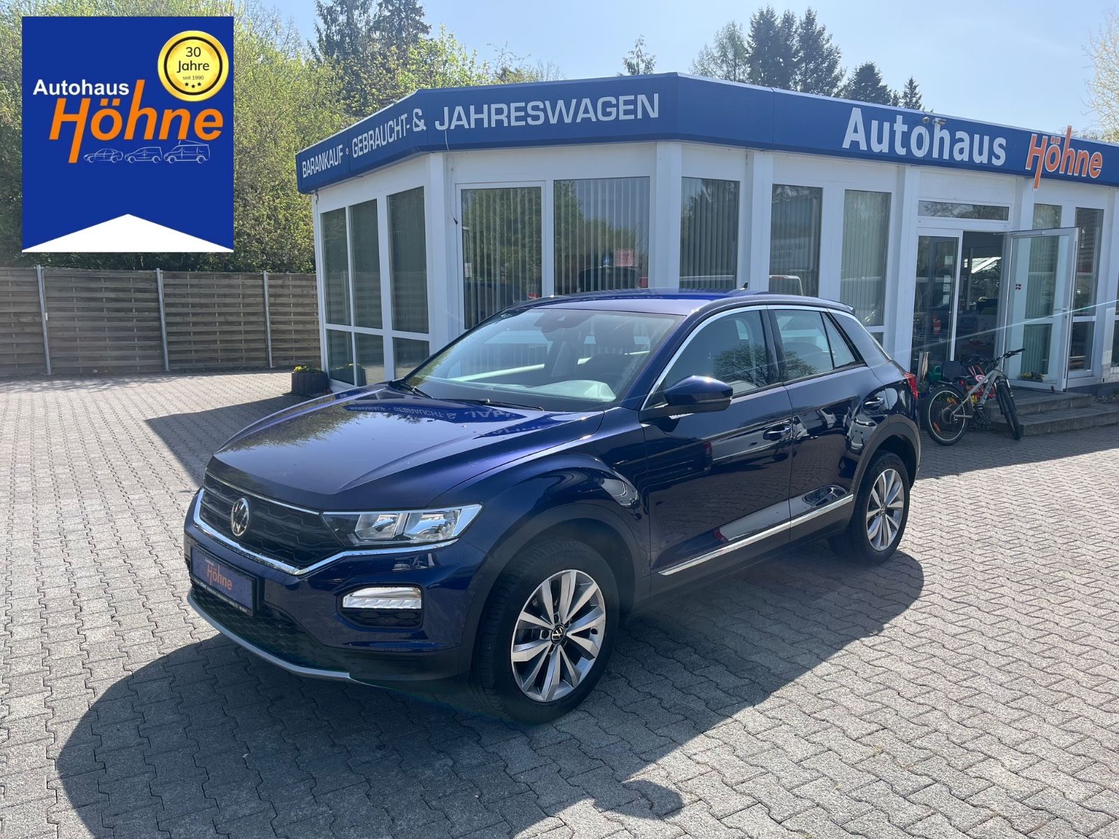 Volkswagen T-Roc 1.5 TSI Style - Samsaru's Car Outlet