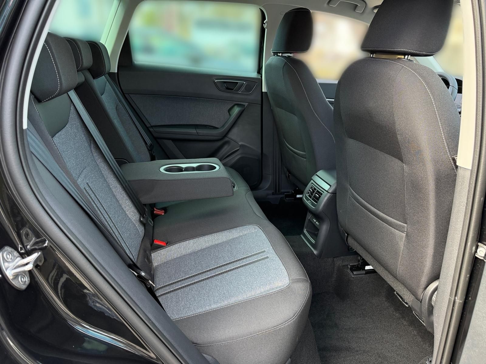 Seat Ateca 1.5 TSI ACT DSG NAVI AHK ACC LED Kamera