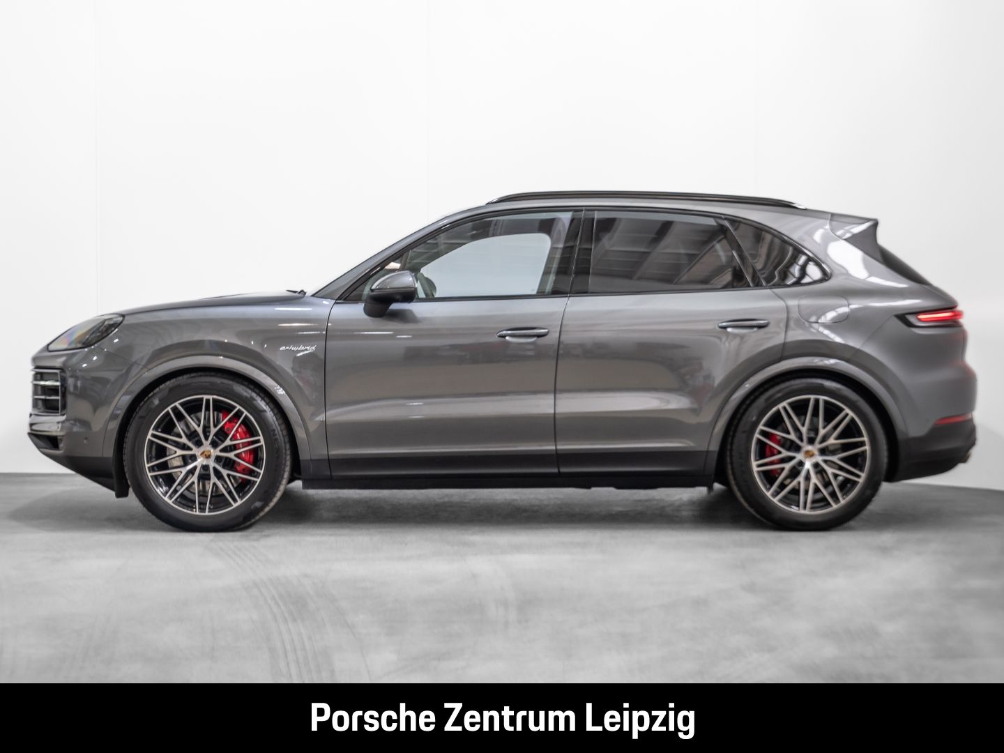 Porsche Cayenne S E-Hybrid PDCC Sitzlüftung InnoDrive He