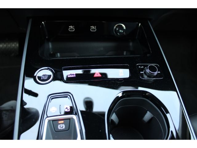 Audi A5 TDI edition one S Line Matrix Navi AHK ACC Le