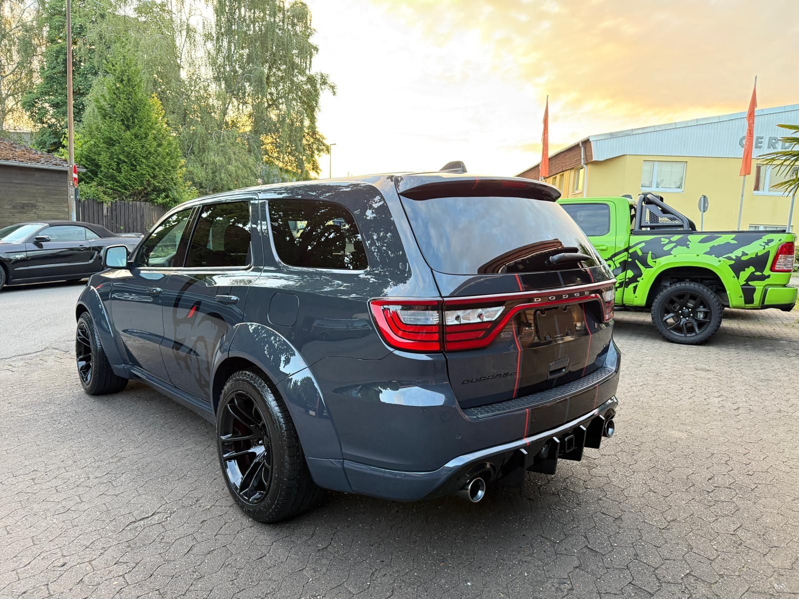 Dodge WIDEBODY*LPG NEU*V8*AHK*NAVI*GARANTIE*SERVICE NE