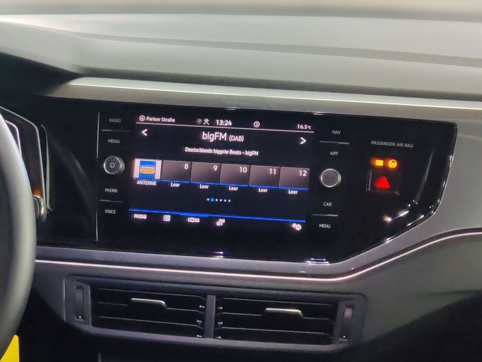 Volkswagen Taigo Style TSI - Samsaru's Car Outlet