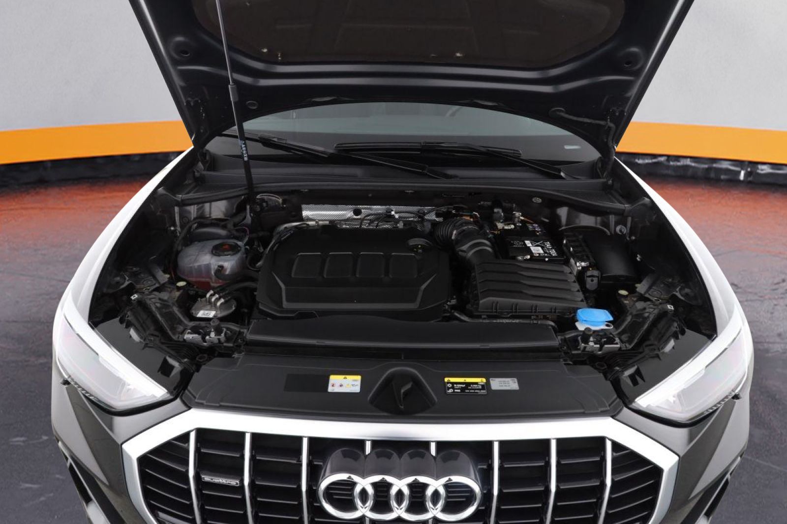 Audi Q3 35 TDI quattro S tronic S line - Samsaru's Car Outlet