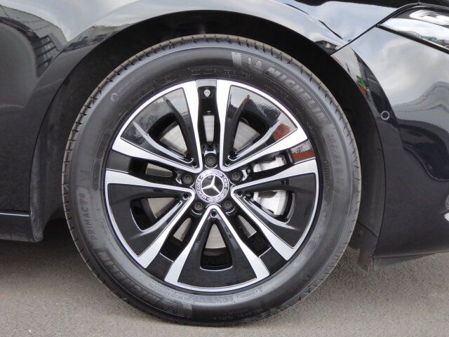 Mercedes-Benz A 200 Progressive Advanced - Samsaru's Car Outlet