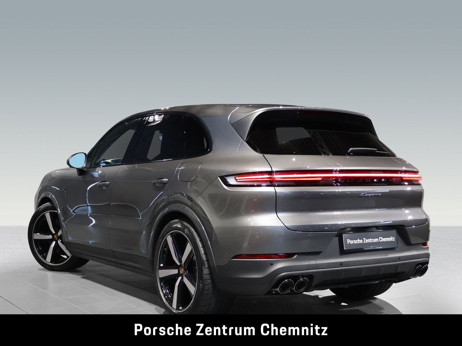 Porsche Cayenne E-Hybrid Sitzbelüft.;Head-Up;BOSE;Pano
