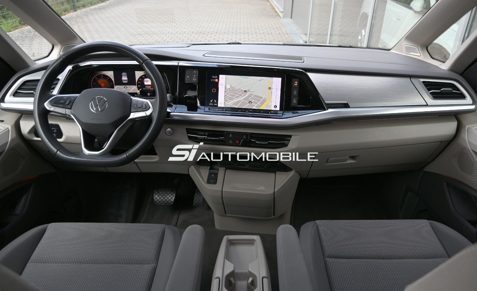 Volkswagen T7 Multivan 2.0 TDI DSG Edition - Samsaru's Car Outlet