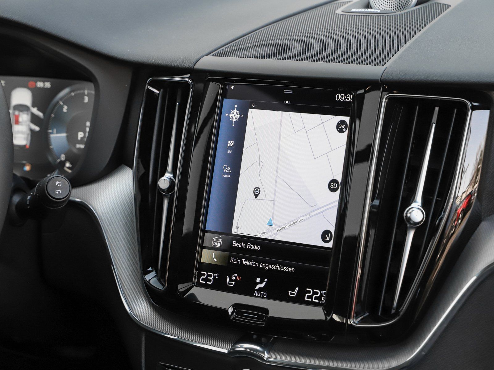 Volvo XC60 B4 (D) AWD R-Design NP:79.860,-//PANO/HUD/B