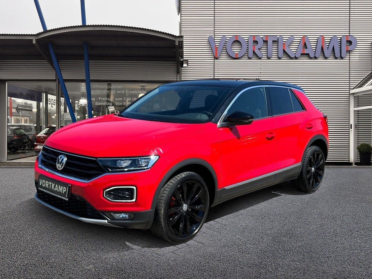 Volkswagen T-Roc Sport - Samsaru's Car Outlet