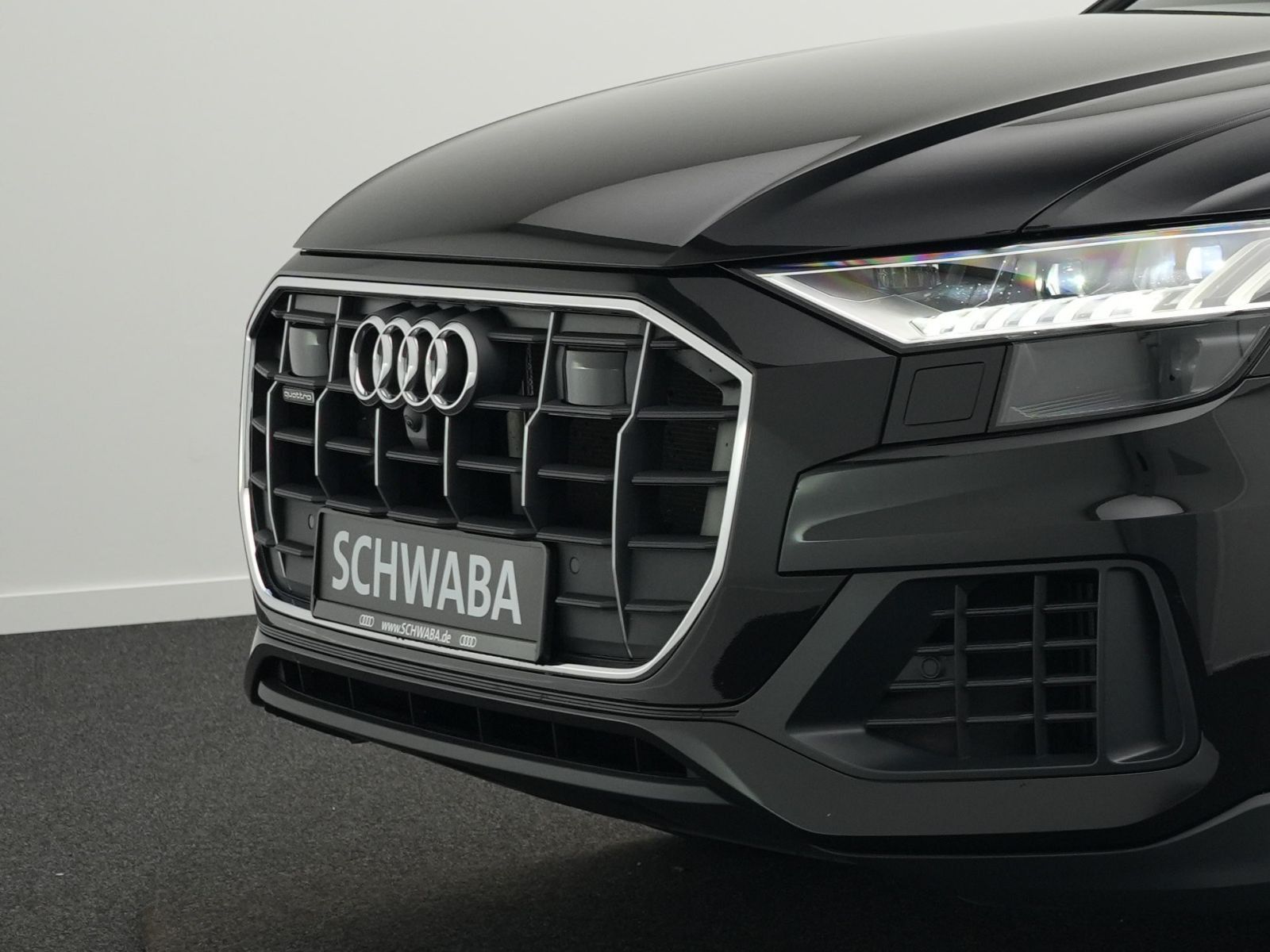Audi Q8 55 TFSI quattro tiptronic 2x S line