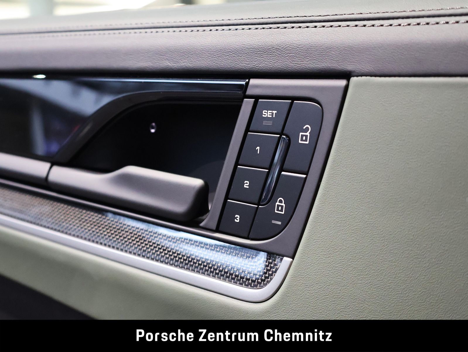 Porsche Cayenne E-Hybrid Luftfed.;BOSE;HD-Matrix;22"