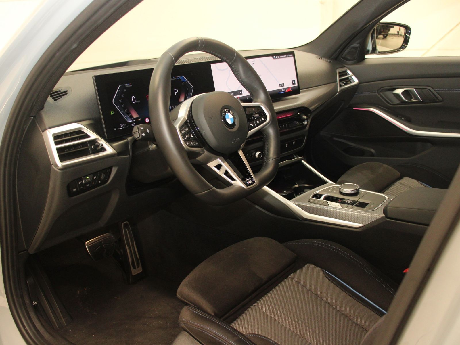 BMW 320d xDrive Touring M Sportpaket Head-Up HiFi
