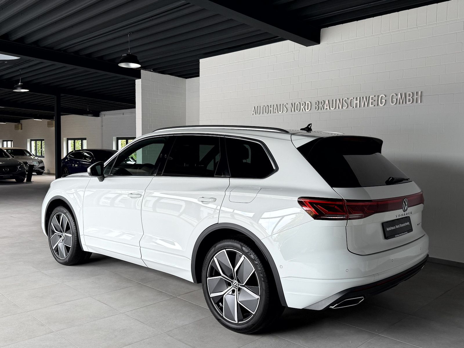 Volkswagen Touareg 3.0 TSI eHybrid 4Motion*IQ*Pano*AHK*360*