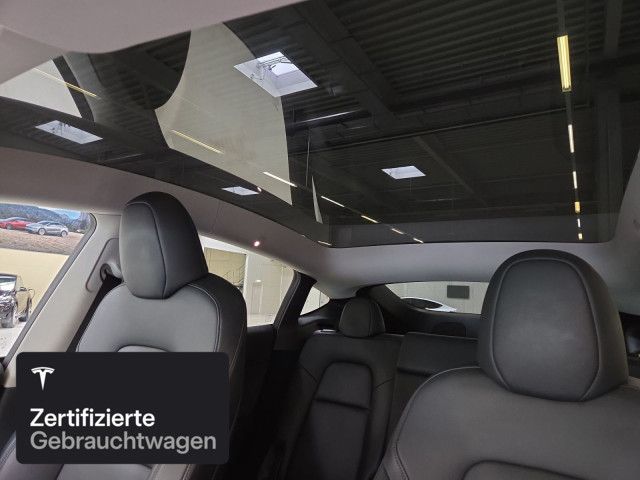 Tesla Model Y Rear-Wheel Drive