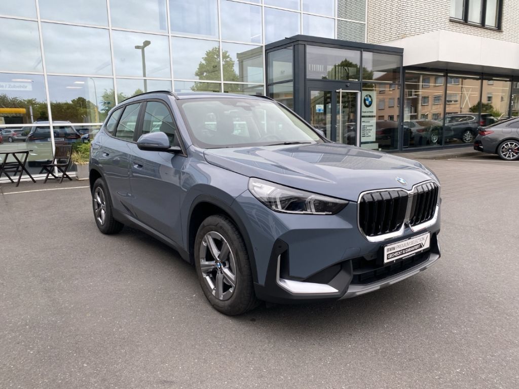 BMW X1 xDrive20d LiveCockpitPro - Samsaru's Car Outlet