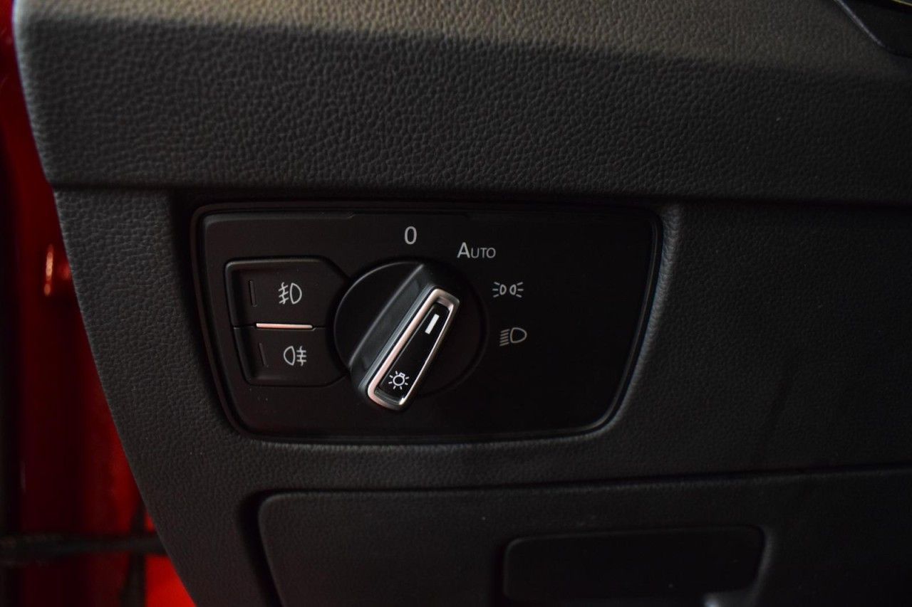 Volkswagen Passat Variant Business 1.6 TDI DSG - Samsaru's Car Outlet