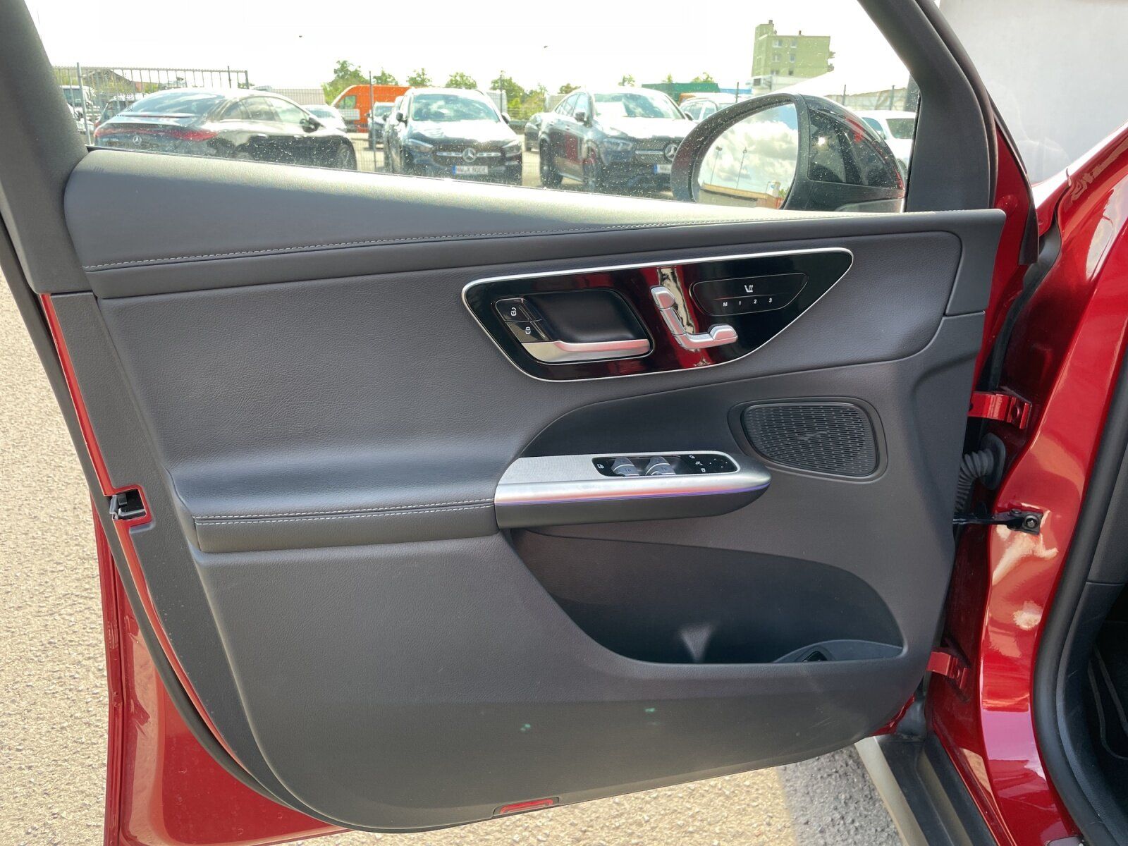 Mercedes-Benz GLC 300d 4M AMG+NIGHT+AHK+DISTRO+PANO+360+MEMORY