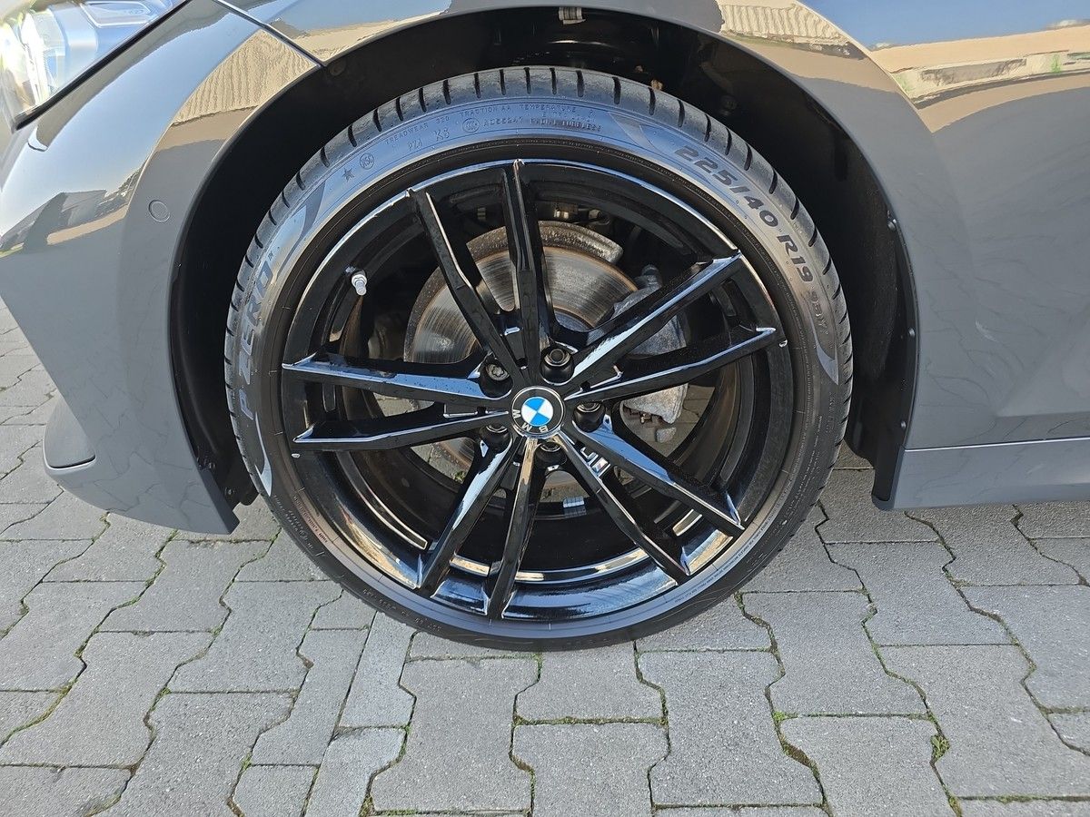 BMW 320 d xDr. Tour. M Sport+ACC+LED+STANDH.+HARMANN