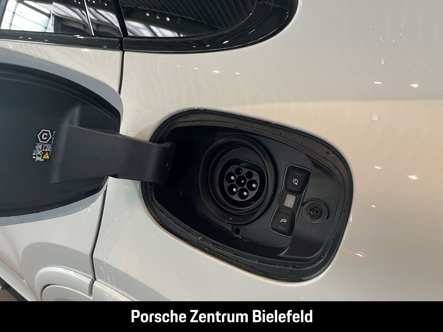 Porsche Cayenne E-Hybrid Coupe Panoramadach LED-Matrix