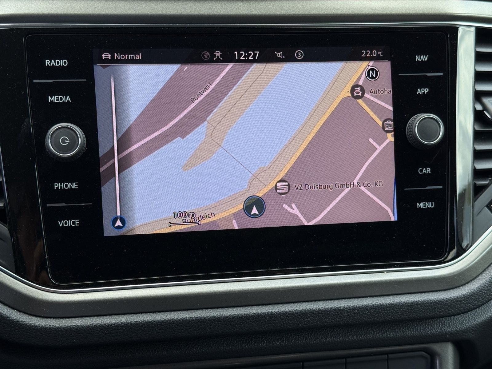 Volkswagen T-Roc 1.5 TSI DSG STYLE - Samsaru's Car Outlet