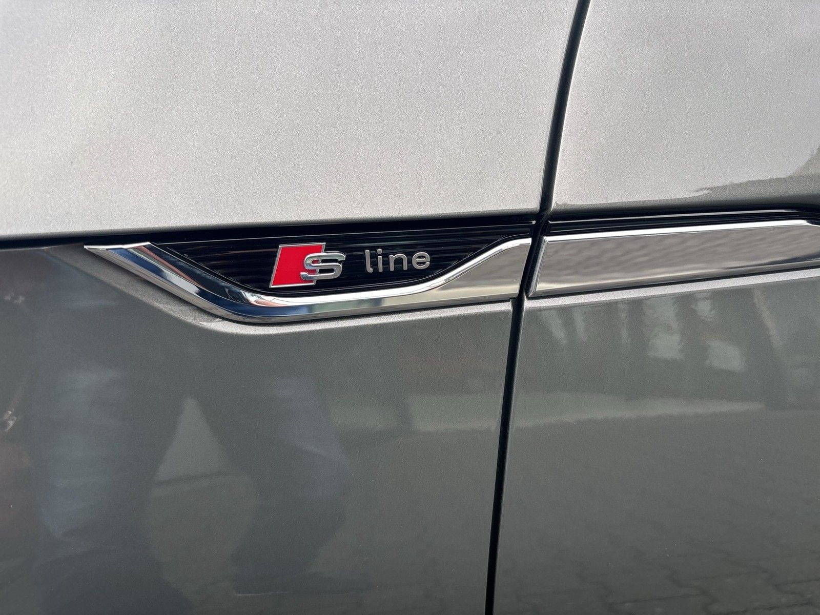 Audi A5 Sportback 40 quattro S LINE business AHK LM19