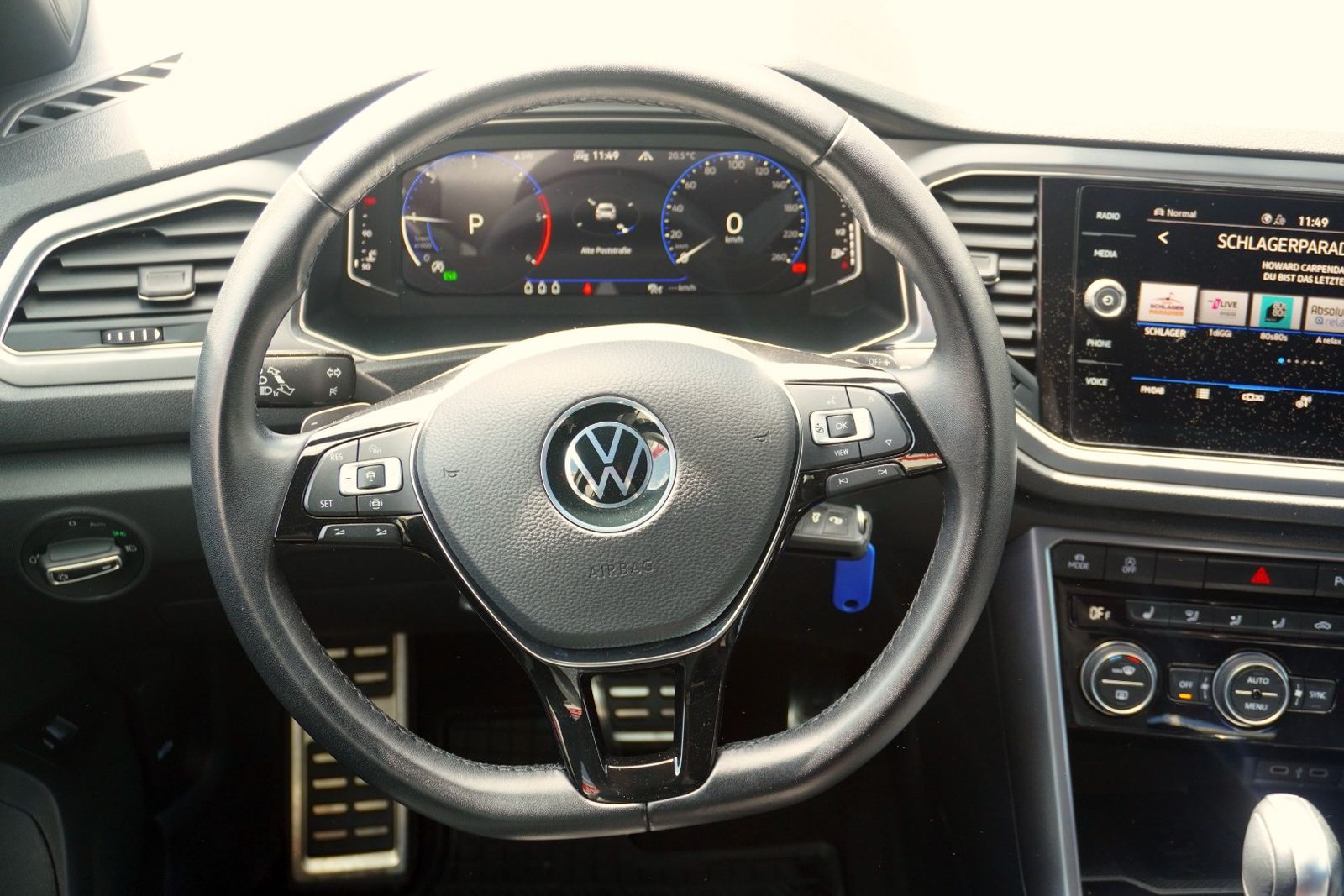 Volkswagen T-Roc 2.0 TDI Active - Samsaru's Car Outlet