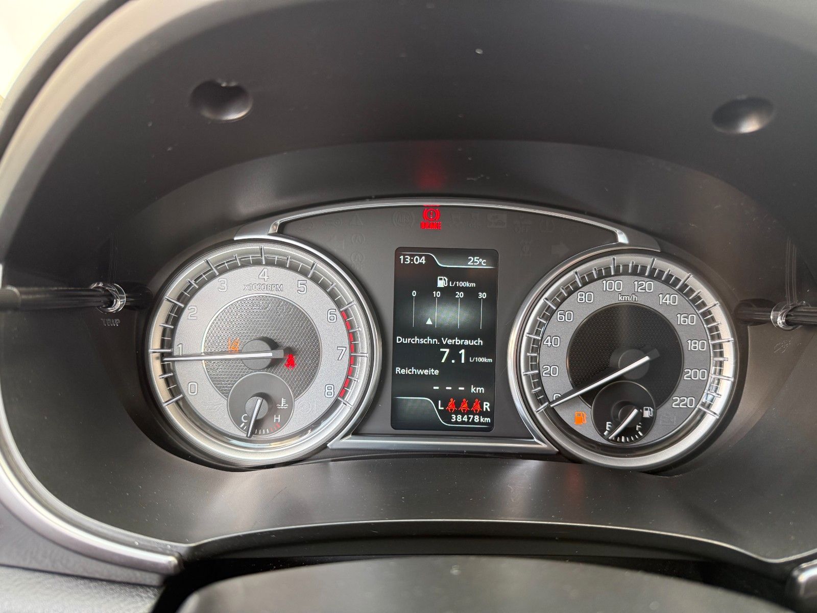 Suzuki Vitara 1.4 Mild-Hybrid Comfort+ - Samsaru's Car Outlet