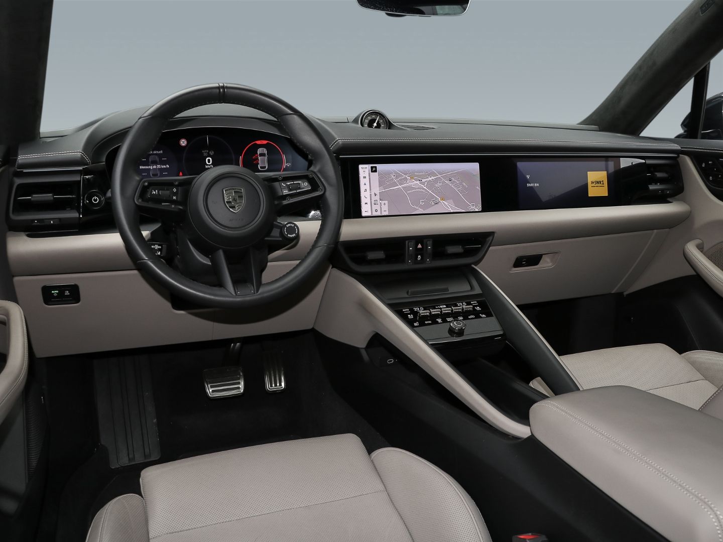 Porsche Macan Turbo InnoDrive HA-Lenkung Surround View