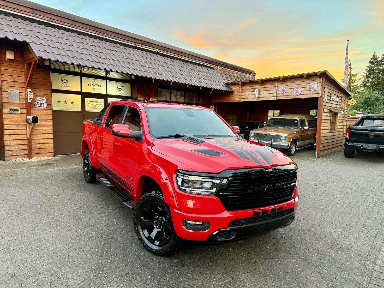 Dodge V8*SPORT*LIFT*4X4*AHK*LED*OFFROAD*NAVI*GARANTIE