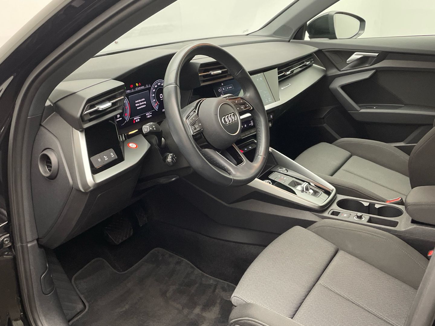 Audi A3 Sportback 30 TFSI S line MMI Navi LED Kamera