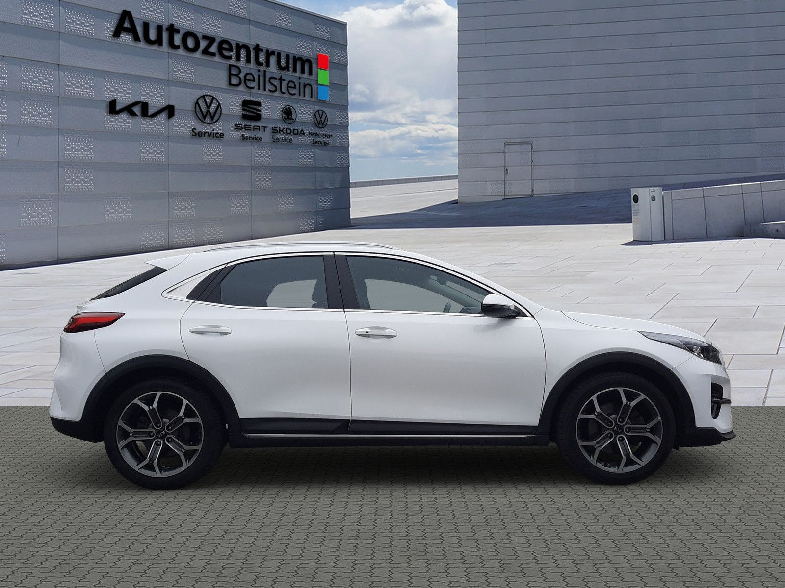 Kia XCeed 1.5 T-GDI DCT Spirit - Samsaru's Car Outlet