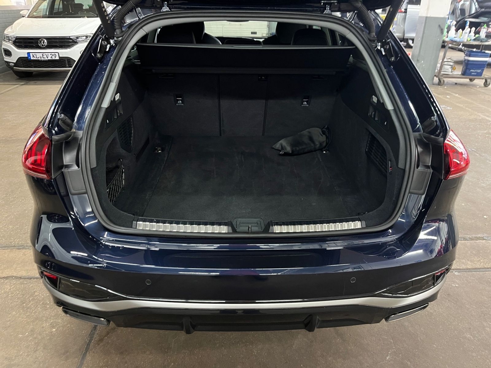 Audi A5 Avant S-Line B&O AHK Matrix Beifahrerdisplay