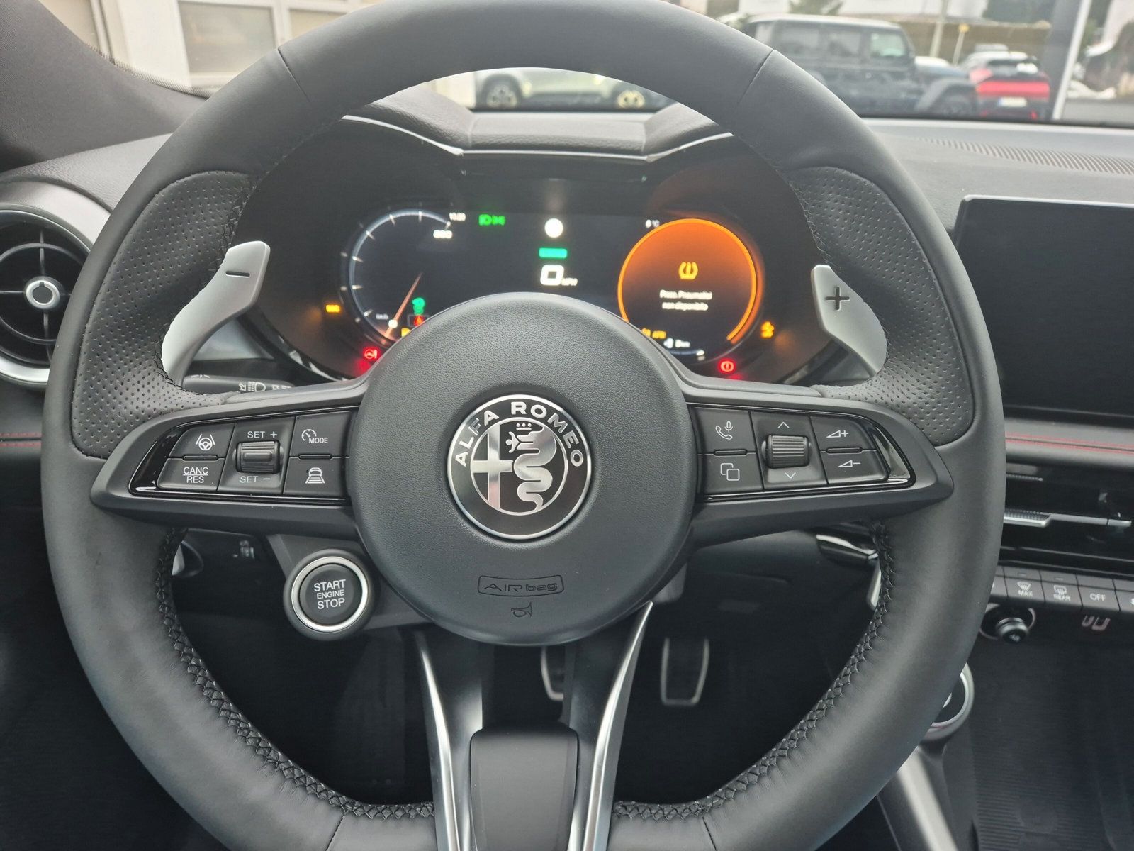 Alfa Romeo Tributo Italiano Plug-in-Hybrid Benzin AT Allrad
